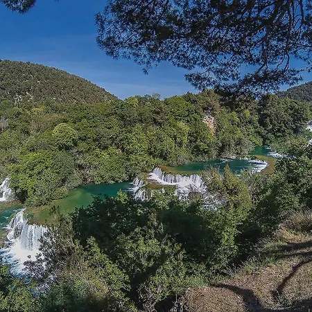 Awesome In Bilice With Wifi