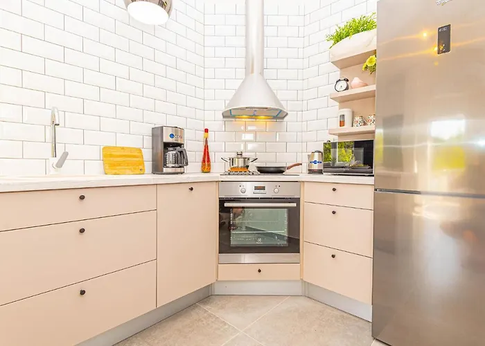 Awesome In Bilice With Wifi * Bilice