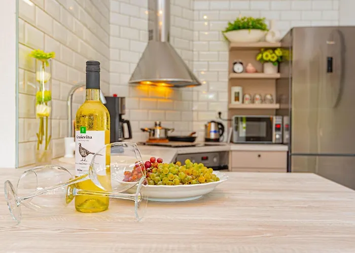 Awesome In Bilice With Wifi *