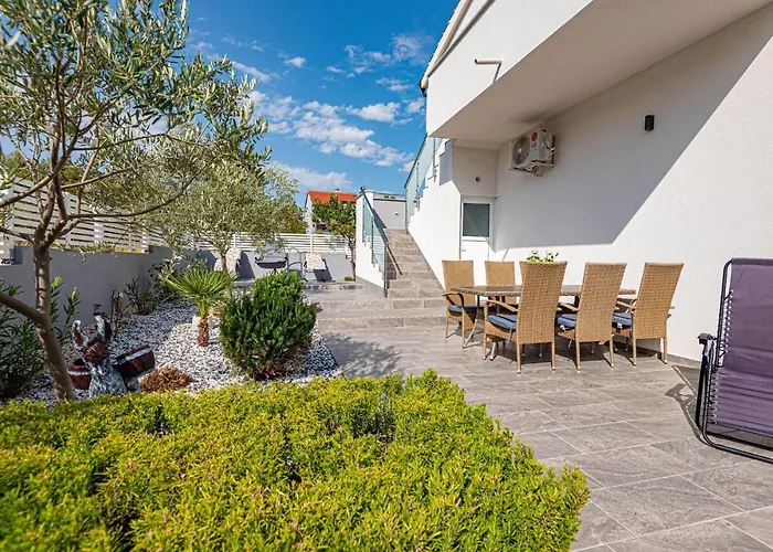 Awesome In Bilice With Wifi Bilice